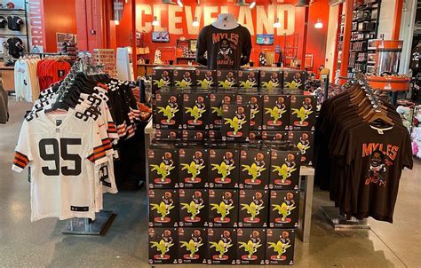 cleveland browns stadium team shop